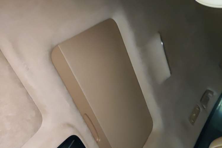 Used VOYAH Dream 2024 EV Long-Range Premium Edition
