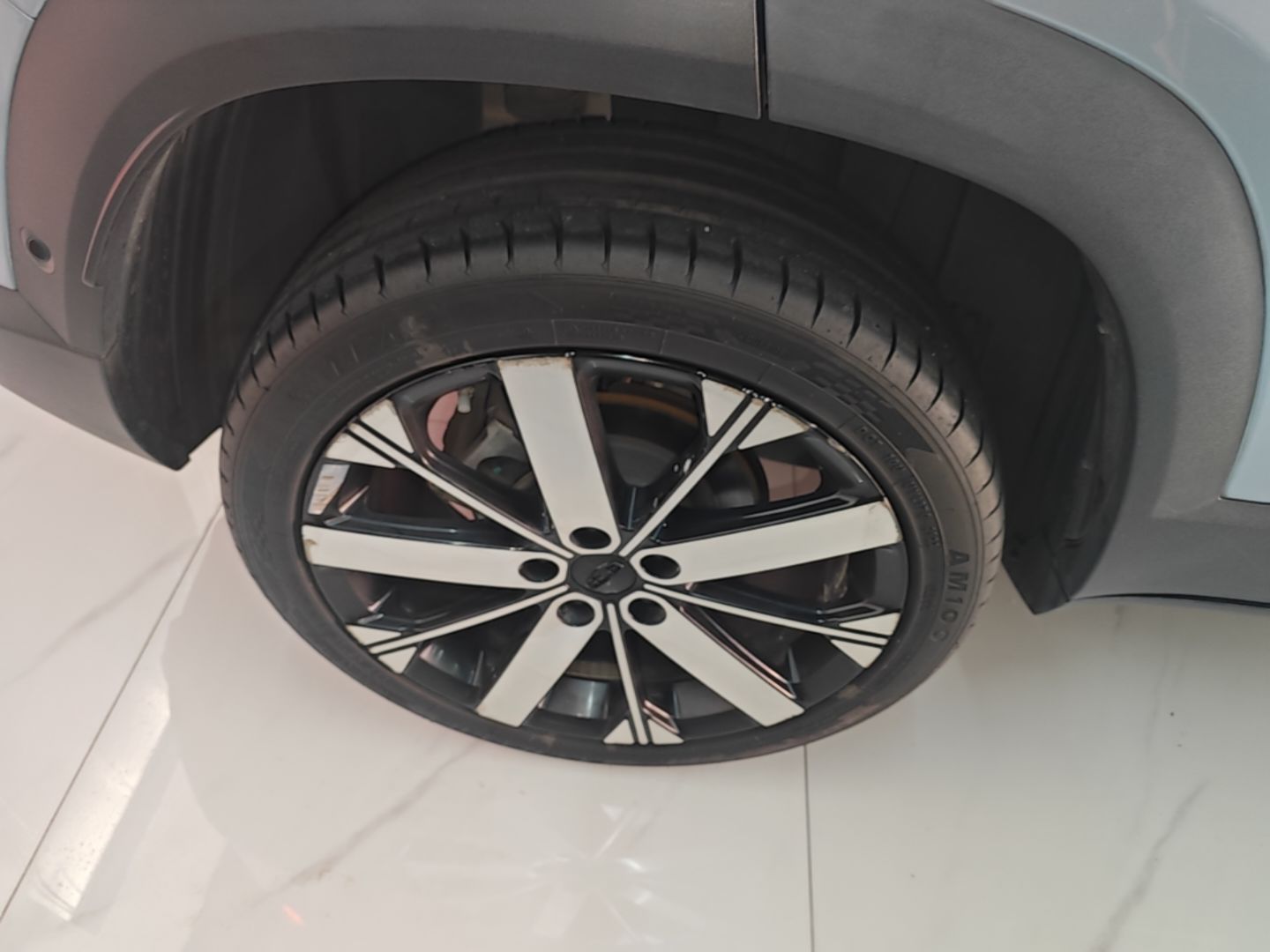 Geely Auto icon 2023 1.5TD Chocolate Luxe Edition — снимка 11