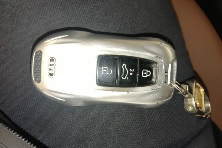 Used Audi Q7 2021 55 TFSI quattro S line Sport model