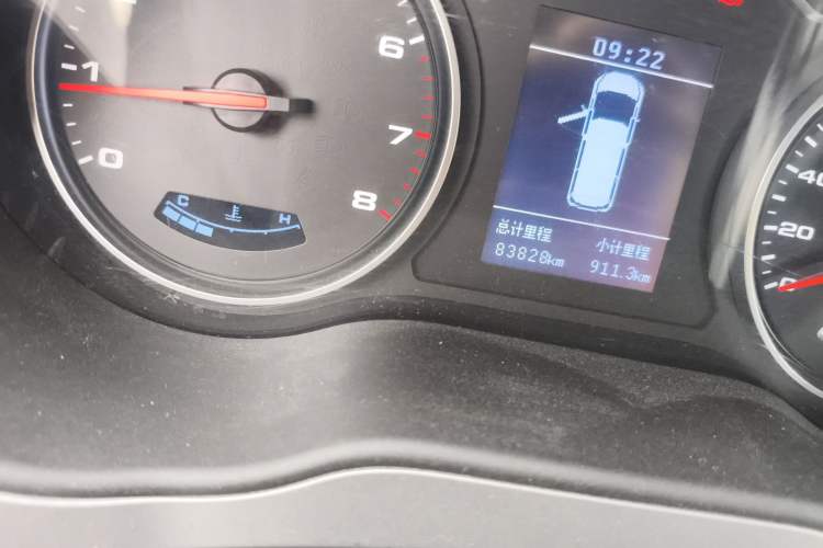 Used JAC Refine M4 2019 Business Series 2.0L Manual Business Version China V Standard Odometer Close Up