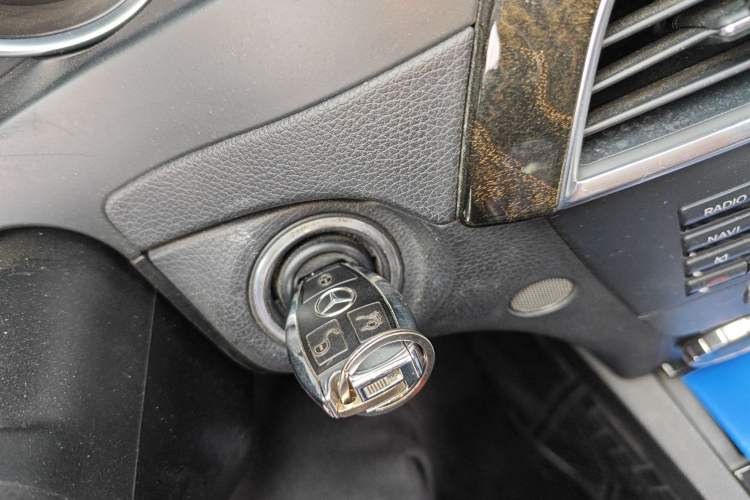 Used Mercedes-Benz C-Class 2011 C 300 Fashion Model Vehicle Key