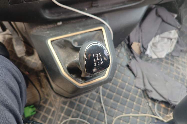 Used JMC Transit 2021 2.8T Space King Taurus Long Wheelbase Mid-Height Rear Single Tire – Step 6-Seater Diesel Euro VI JX493