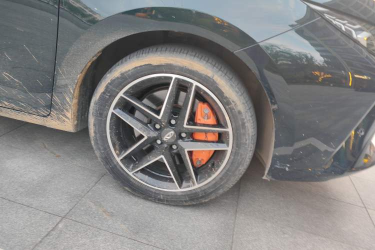 Used Chery Arrizo 5 GT 2022 1.6T DCT Chii Right Front Wheel Hub