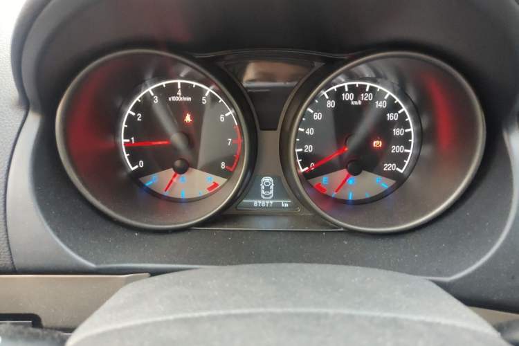 Used Geely Auto GX7 2015 Classic Edition 1.8L Manual Urban Model China V Standard
