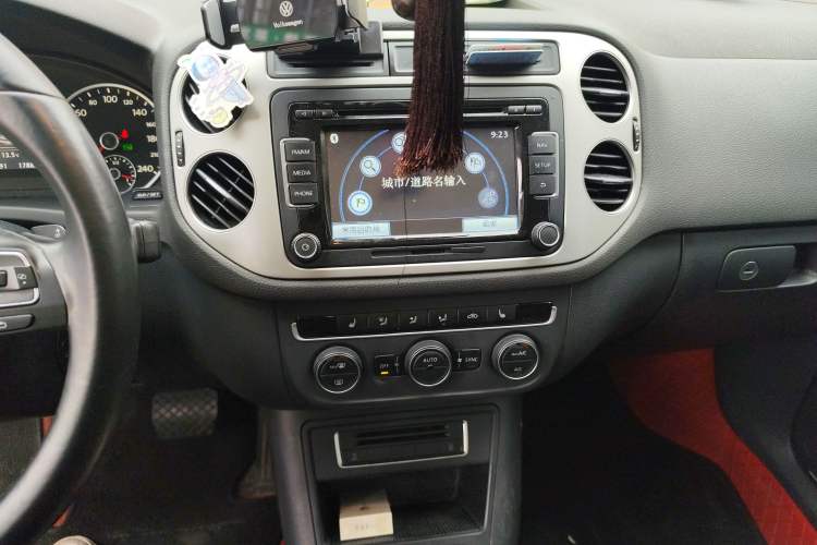 Used Volkswagen Tiguan L 2015 1.8TSI Automatic Two-Wheel Drive Luxury Model