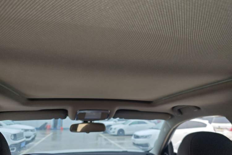 Used Zotye T600 2016 Sport Edition 2.0T DCT Prestige Model