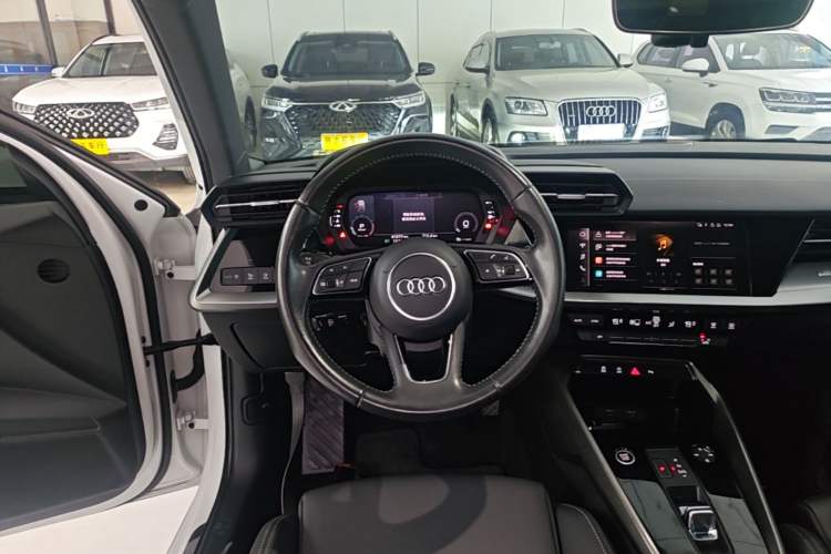 Used Audi A3 2021 Sportback 35 TFSI Fashionable Sports Model
