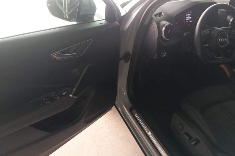 Used Audi Q2L 2024 35TFSI Fashionable and Dynamic Edition Driver Seat