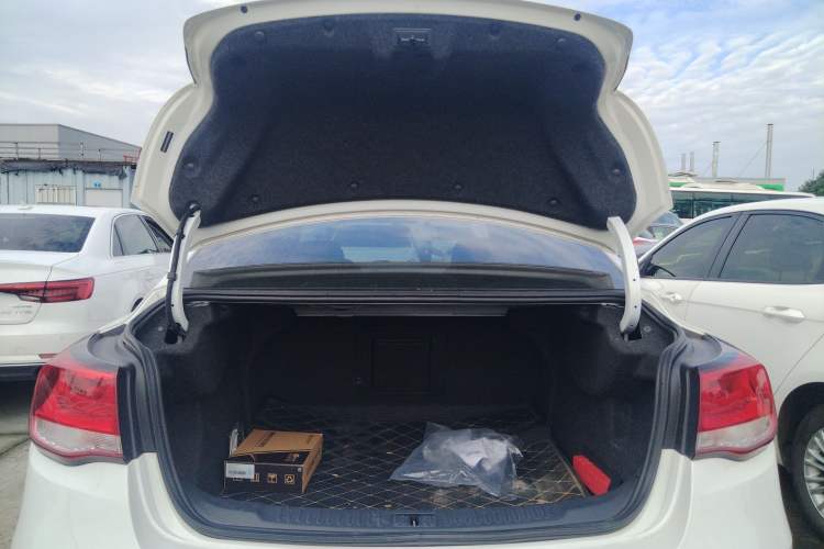 Used Chevrolet Malibu 2016 2.0L Automatic Luxury Edition