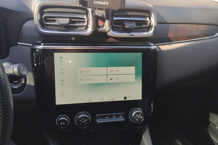 Used Lynk & Co 02 2018 1.5T DCT Two-Wheel Drive Sporty Version China V Standard
