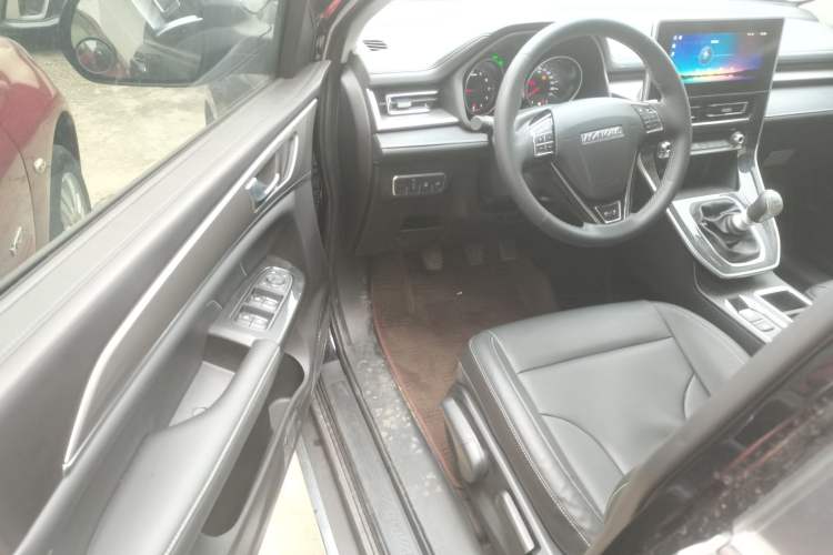 Used Haval M6 2021 PLUS 1.5T Manual Luxury Smart Connectivity Model
