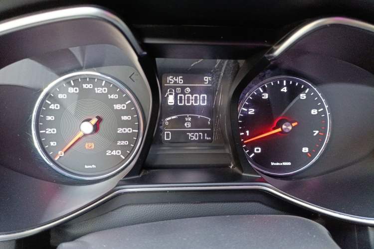 Used MG 6 2017 20T Automatic Luxury Smart Connect Version China V Standard