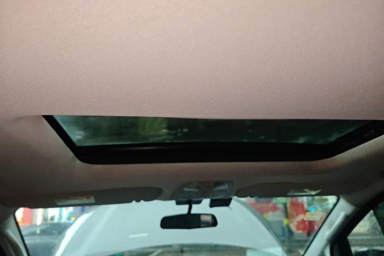 Used SAIC MAXUS G10 2018 PLUS 2.0T Automatic Elite Edition Headliner