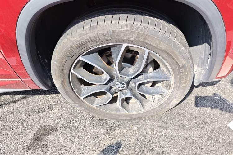 Used Skoda Kodiaq GT 2021 TSI330 Two-Wheel-Drive Luxury Edition Right Front Wheel Hub