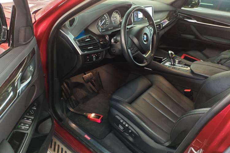 Used BMW X6 2017 xDrive28i