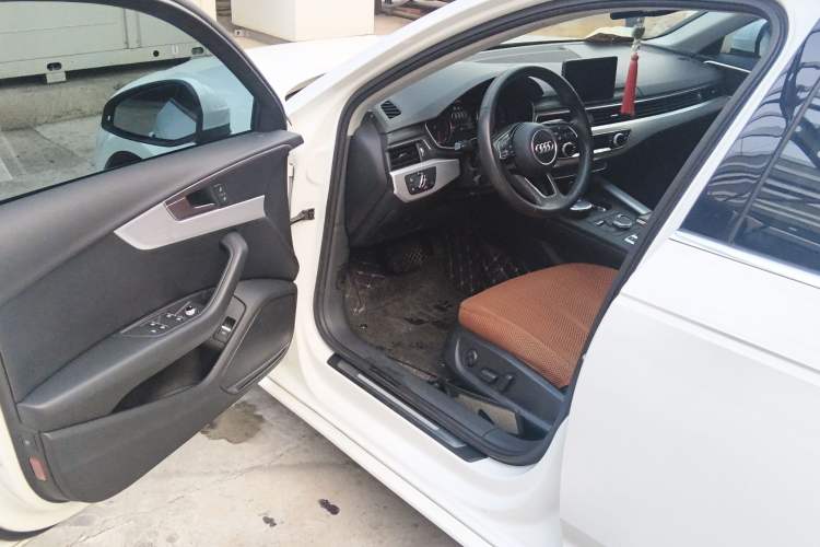 Used Audi A4L 2017 40 TFSI Fashion Model Driver Seat