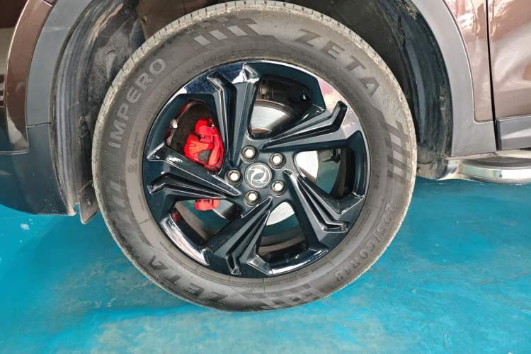 Used Dongfeng Aeolus AX7 2016 2.0L Automatic Zhiyi Trim Left Front Wheel Hub