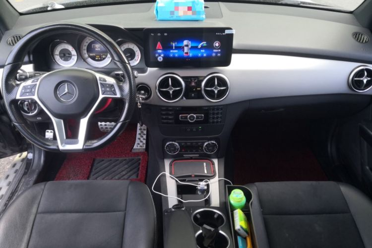 Used Mercedes-Benz GLK-Class 2015 GLK 260 4MATIC Dynamic Edition Ultimate Version Center Console