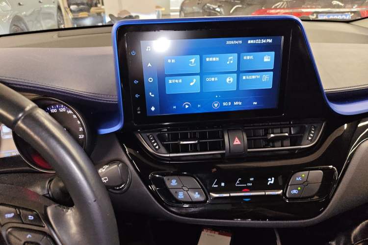 Used Toyota C-HR 2021 2.0L Luxury Edition Audio And AC Panel