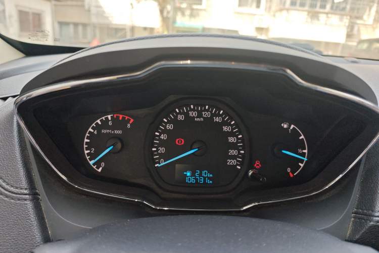 Used Ford Escort 2015 1.5L Manual Fashion Edition