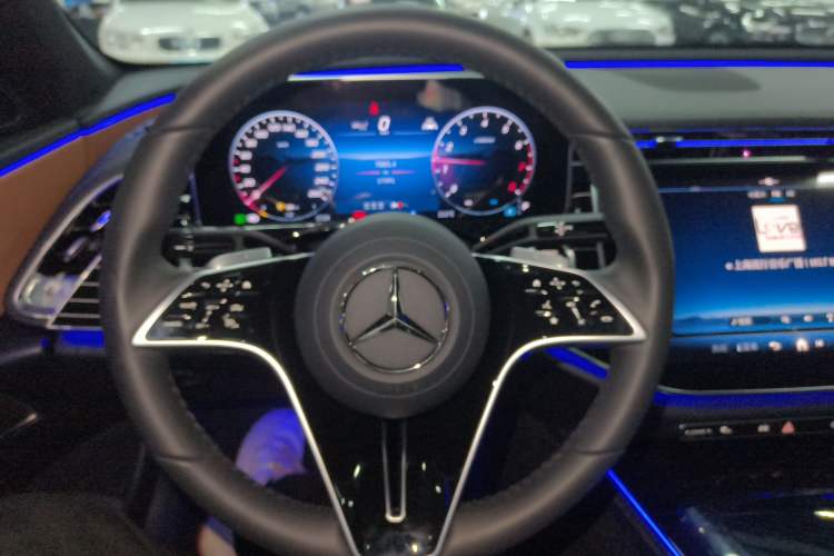 Used Mercedes-Benz E-Class 2024 Facelift E 260 L
