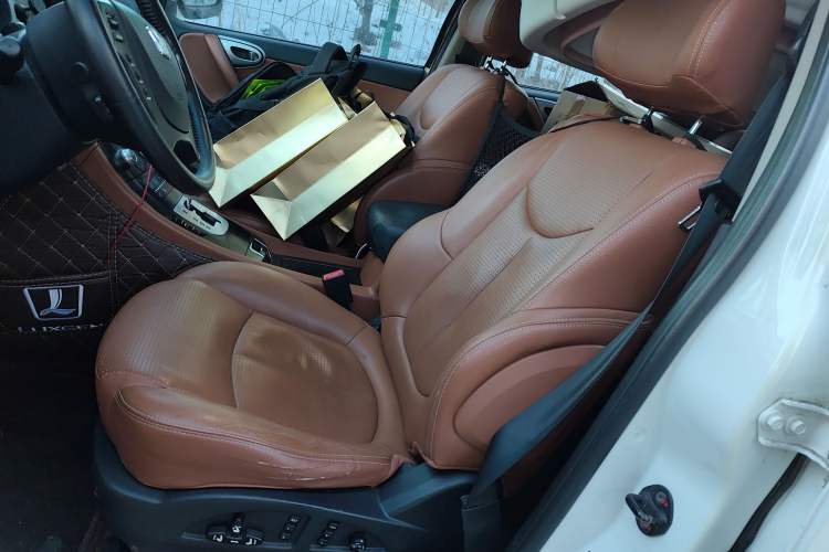 Used Luxgen Great 7 SUV 2012 Limited-Edition Sharp Edition 2.2T Four-Wheel-Drive Flagship Model Left Front Seat