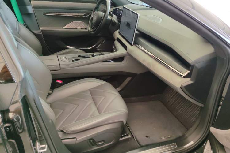 Used Zeekr 001 2022 Ultra-Long Range Dual-Motor YOU Version