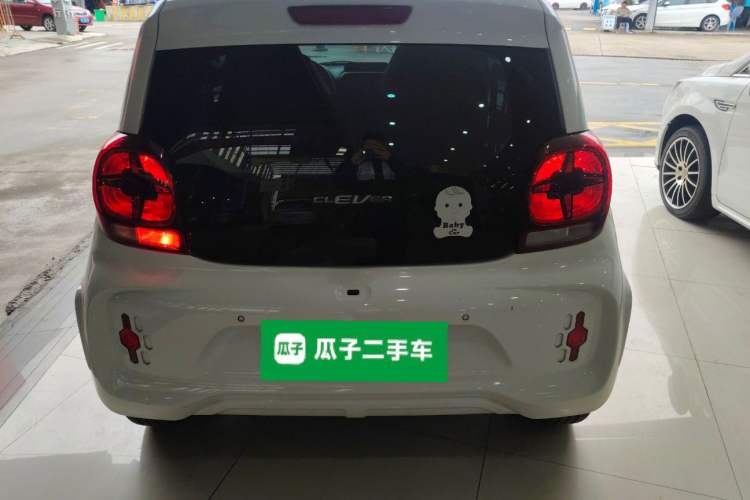 Used Roewe Clever 2021 302 km New Four-Seater Super-Efficient Version