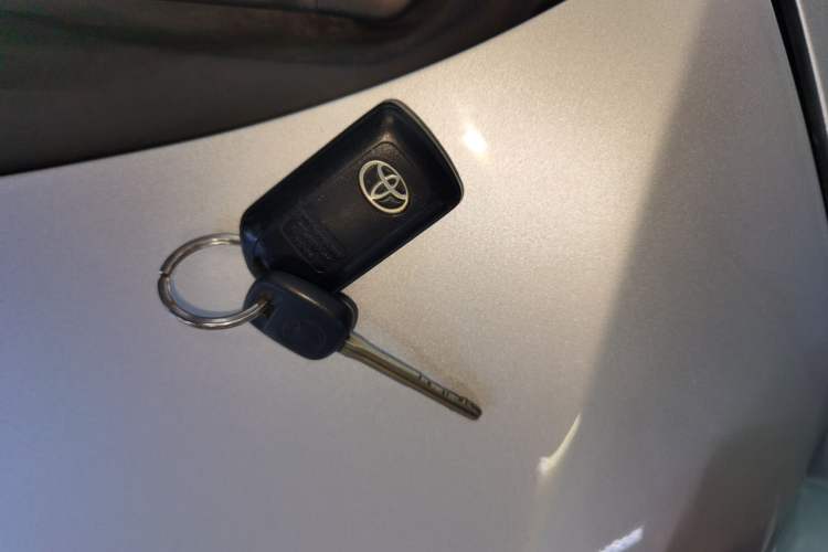 Used Toyota YARiS L Zhi Xuan 2016 Revised 1.5E CVT Charming Edition