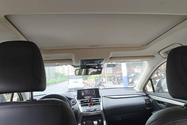 Used Lexus NX 2020 300h Front-Drive FENGSHANG Version China VI Standard Headliner