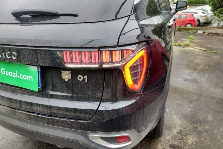 Used Lynk & Co 01 2019 2.0T Two-Wheel-Drive Pro Version China VI Standard
