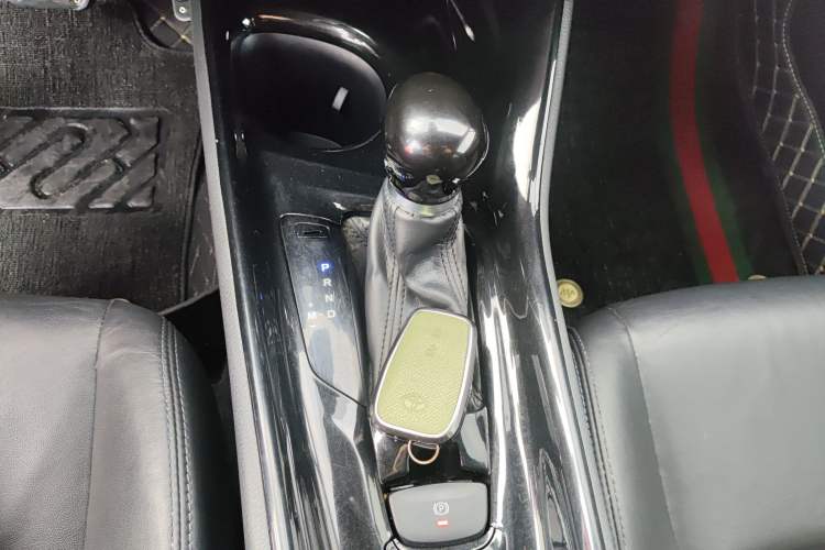 Used Toyota C-HR 2018 2.0L Flagship Version China V Standard
