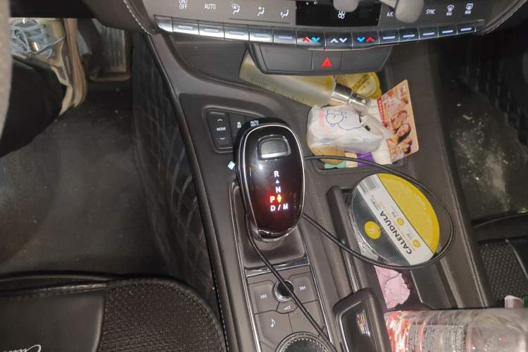 Used Cadillac CT5 2020 28T Tech Edition Gear Lever