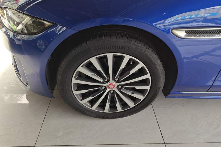 Used Jaguar XEL 2020 2.0T 200PS R-DYNAMIC Youth Sports Edition Left Front Wheel Hub