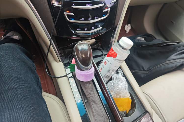 Used Cadillac XTS 2014 28T Comfort Version
