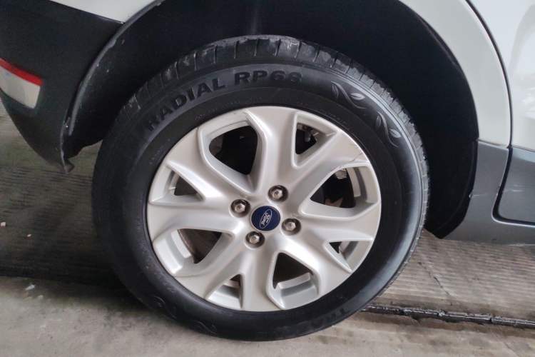 Used Ford EcoSport 2017 1.5L Automatic Trend Model Right Rear Wheel Hub