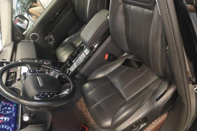 Used Land Rover Discovery 2020 3.0 SC V6 SE Left Front Seat