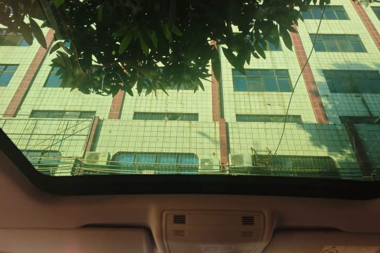 Used Volkswagen Tacqua 2020 1.5L Automatic Yue
