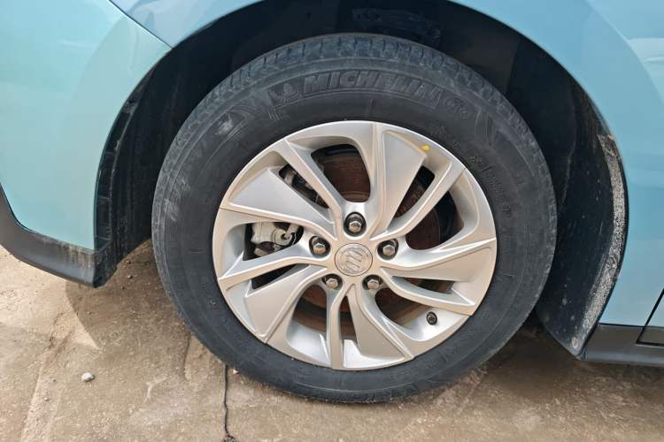 Used Buick Velite 6 2020 Plug-in Hybrid Connected Fashion Model
