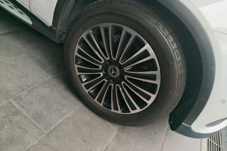 Used Mercedes-Benz GLC 2019 GLC 200 L 4MATIC
