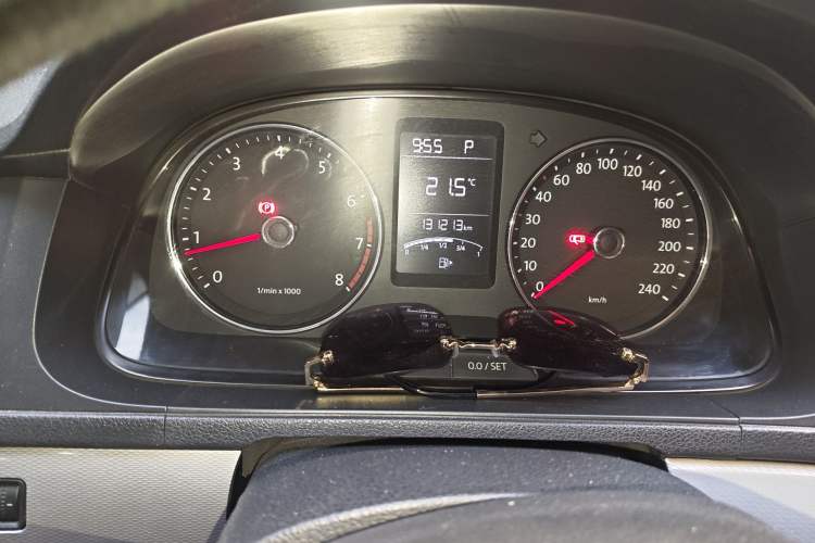 Used Volkswagen Gran Lavida 2013 1.4 TSI Automatic Comfort Model
