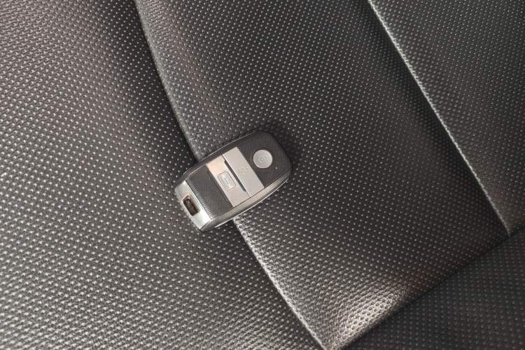 Used Kia K5 2014 2.0L Automatic LUXURY
