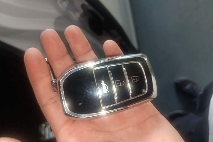 Used Toyota FRONTLANDER 2024 2.0L Smart Electric Hybrid Dual-Engine Leading Edition