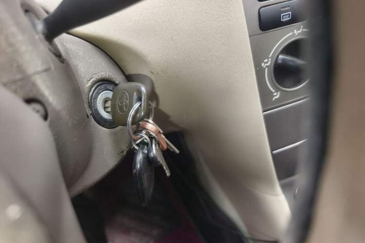 Used Toyota Corolla EX 2011 1.6L Manual Classic Edition