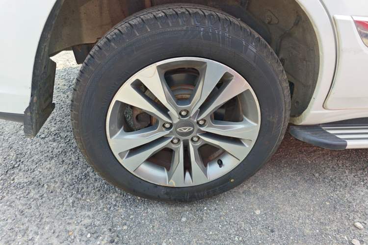 Used Chery Tiggo 3 2015 1.6L CVT ZhiShang Sport Edition