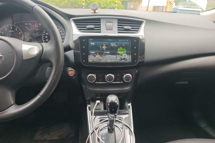 Used Nissan Sylphy 2019 1.6XV CVT Smart Connect Luxury Edition China V Standard Audio And AC Panel