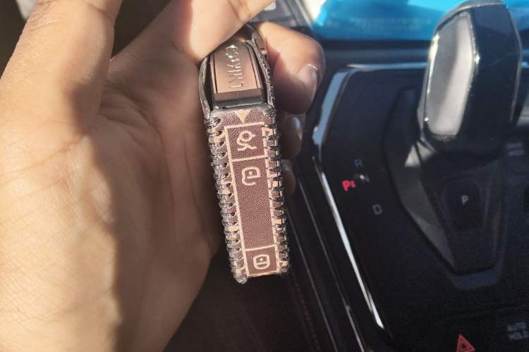 Used Lynk & Co 05 2020 2.0TD Four-Wheel Drive HypeHalo Vehicle Key