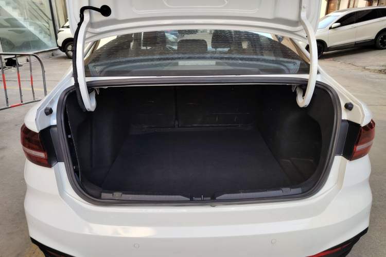 Used Volkswagen Lavida 2023 Revised 1.5L Automatic DeYi Edition