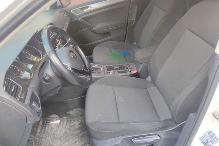 Used Volkswagen Golf 2019 200TSI DSG Comfort & Ambition Edition China VI Standard