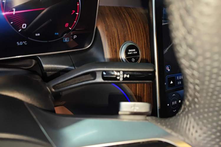 Used Mercedes-Benz GLC 2024 Refreshed GLC 300 L 4MATIC Dynamic Version 5 Seats